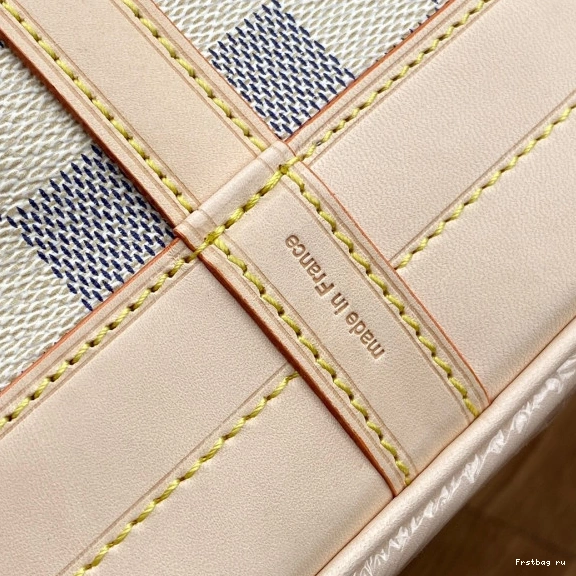 First bag ru LOUIS NOÉ VUITTON 0806